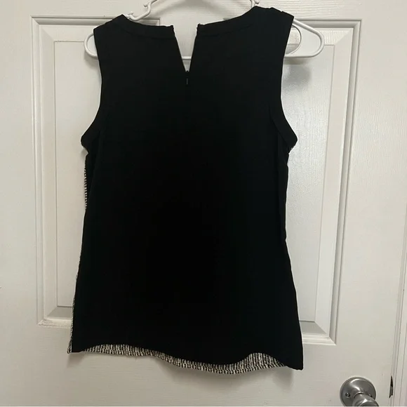 NWT Banana Republic Top - Picture 3 of 4